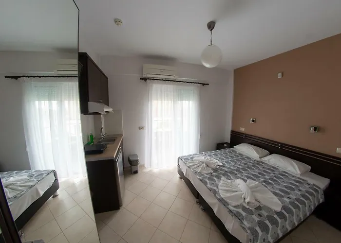 Daire Klepsidra Leptokarya (Pieria)